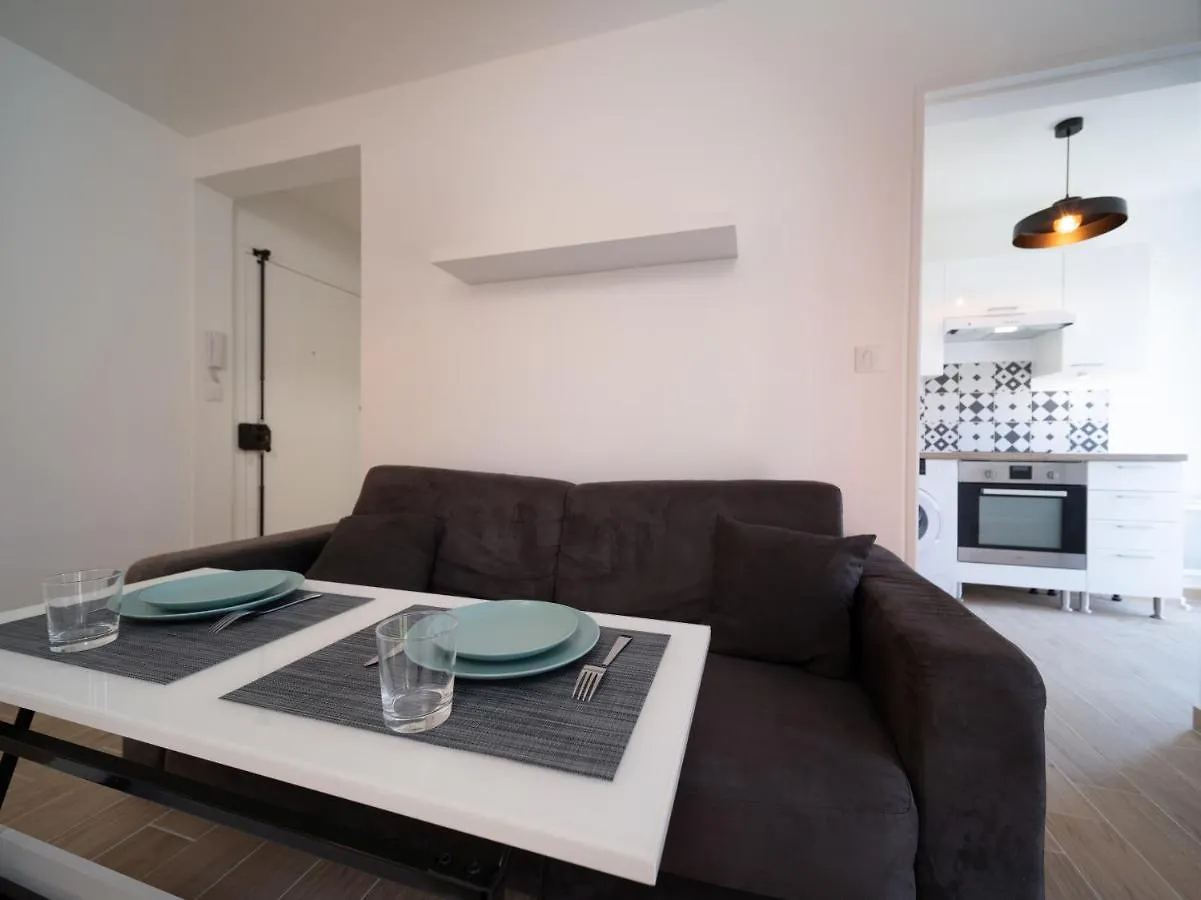 Lägenhet Appartement Neuf Tout Equipe Avec Garage Privatif Marseille